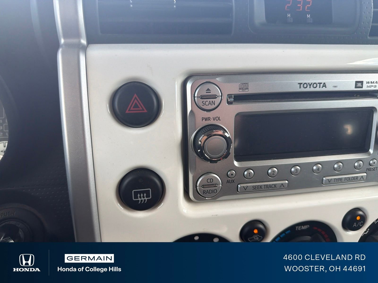 Used 2014 Iceberg Toyota Base image 19