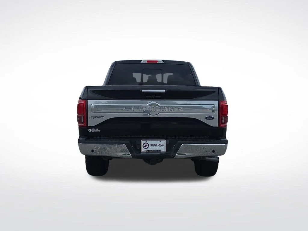 Used 2015  Ford King Ranch image 6