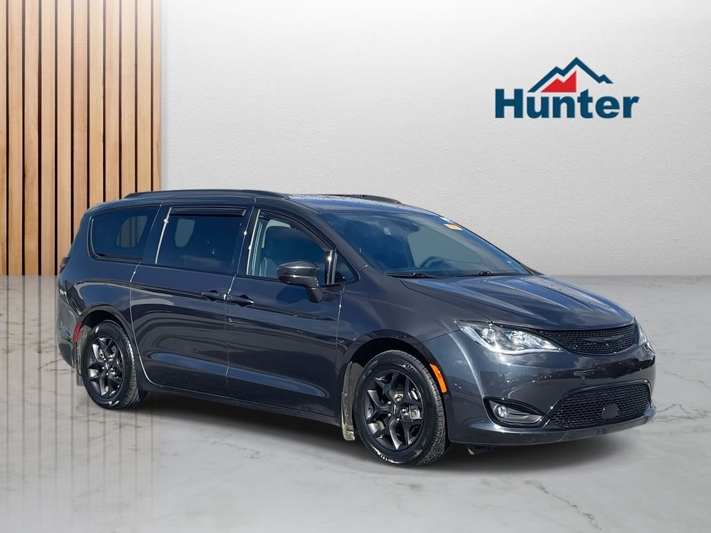 2020 Chrysler Pacifica Touring L Plus
