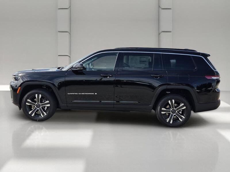 New 2027 High Gloss Black Jeep LIMITED 4X2 image 2