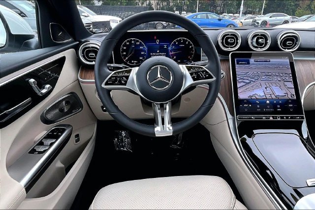 Used 2026 White Mercedes-Benz C 300 image 4