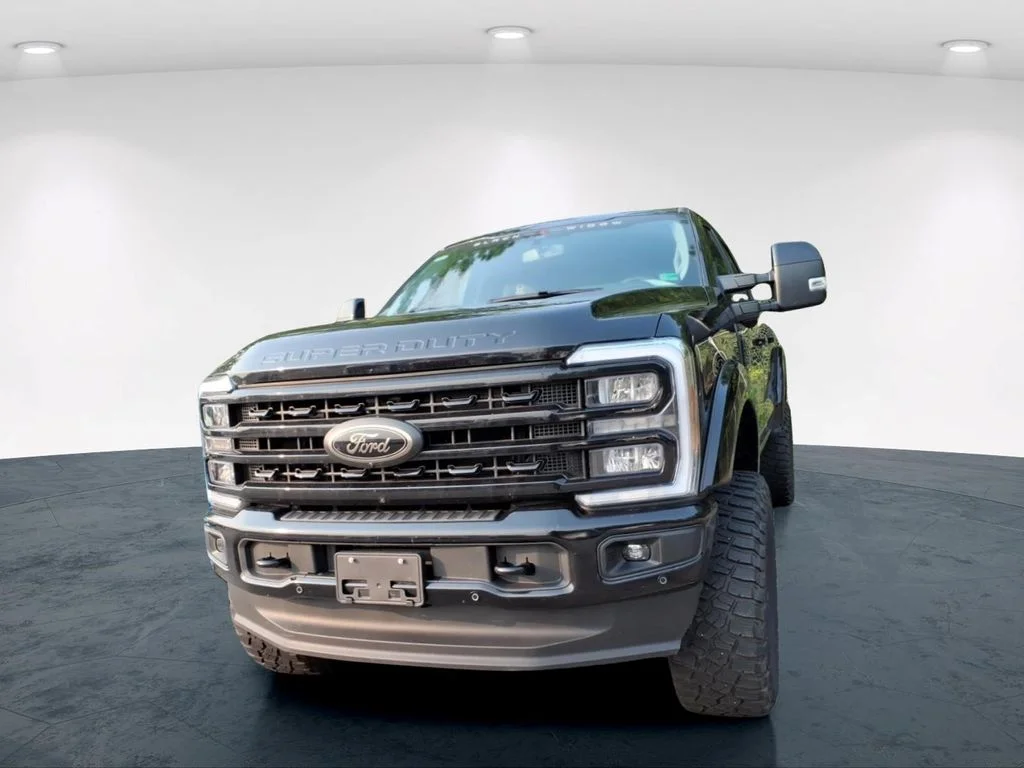 Used 2024 Black Ford Lariat image 16