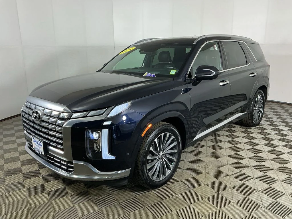 Certified Used 2024 White Hyundai Calligraphy image 4