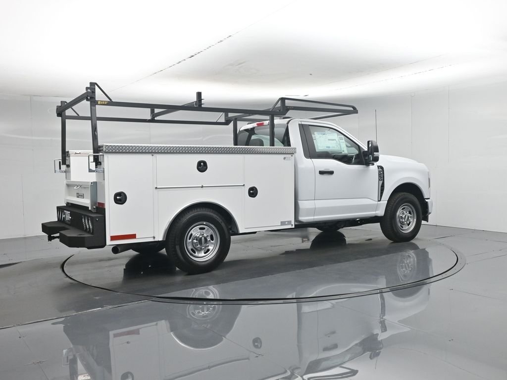 New 2026 Oxford White Ford XL image 29