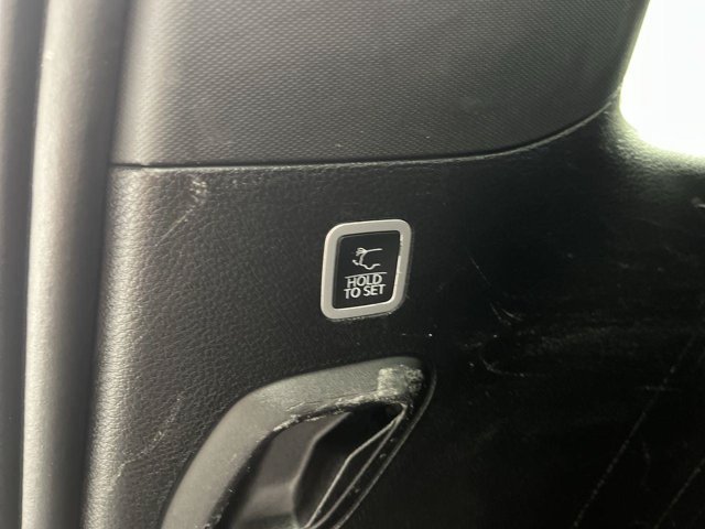 Used 2023 Baltic Gray Metallic Clearcoat Jeep  image 34