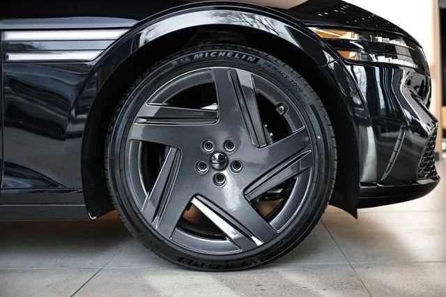New 2026 Vik Black Genesis 3.5T e-SC image 4
