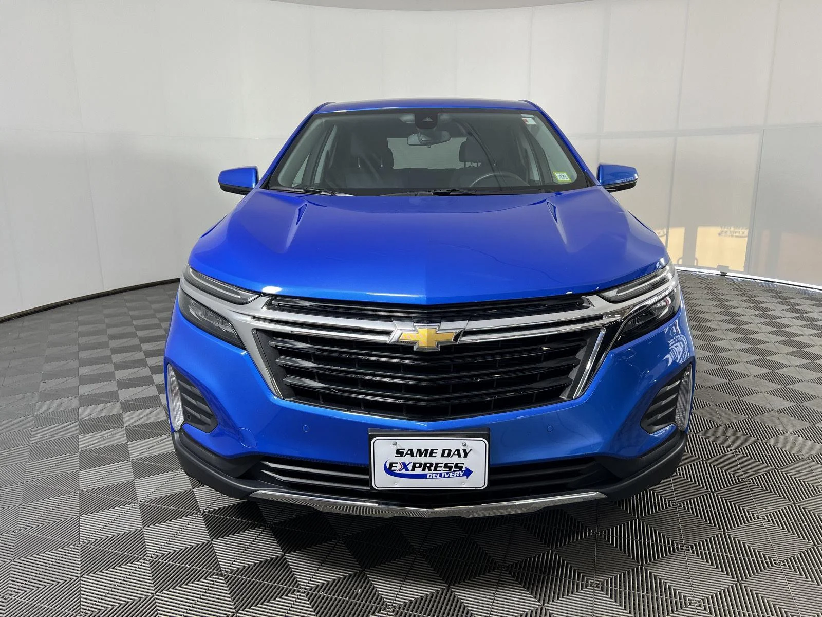 Used 2024 Riptide Blue Metallic Chevrolet LT image 29
