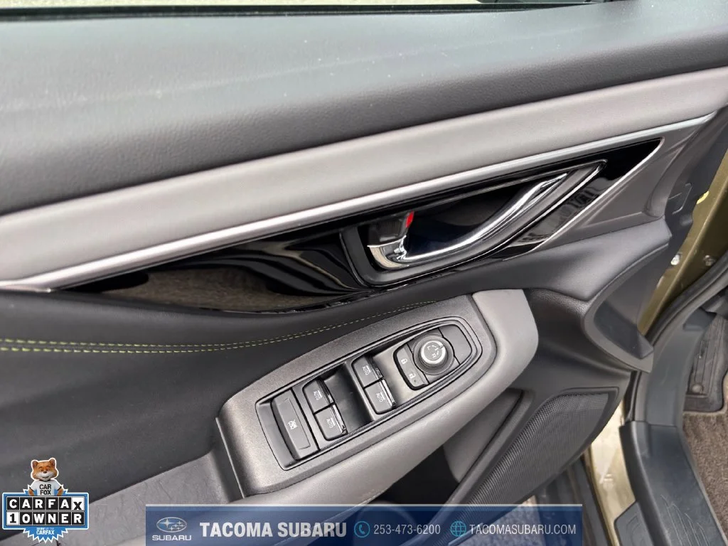 Used 2025 Green Subaru Onyx Edition image 11
