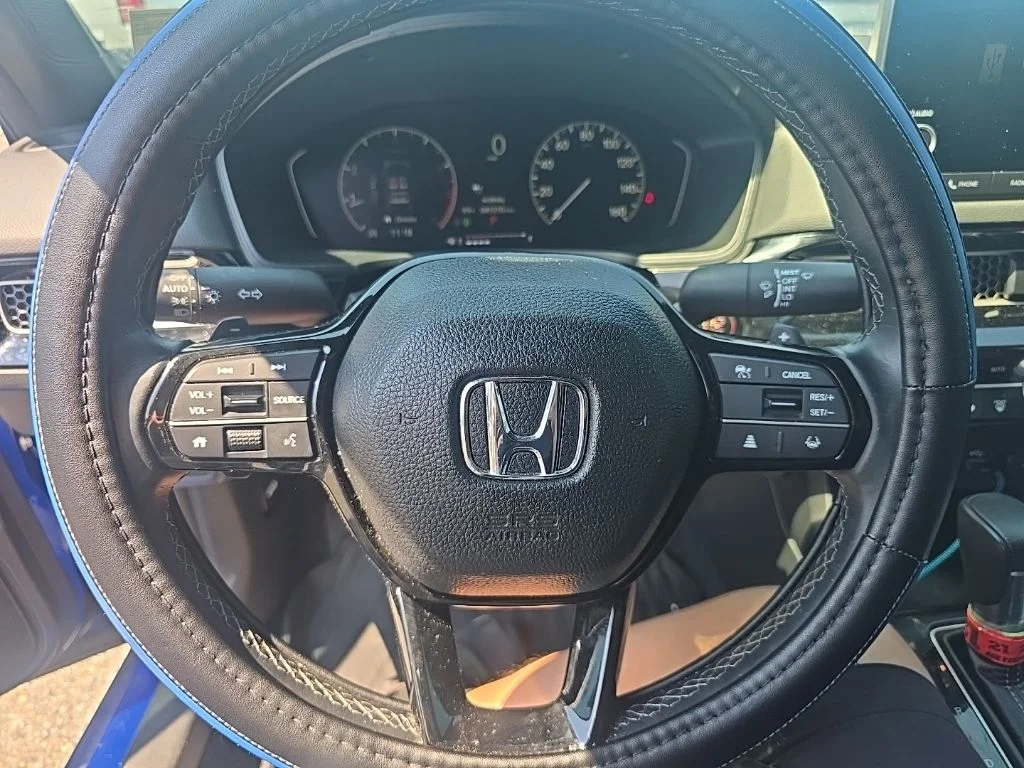 Used 2024  Honda Sport image 14