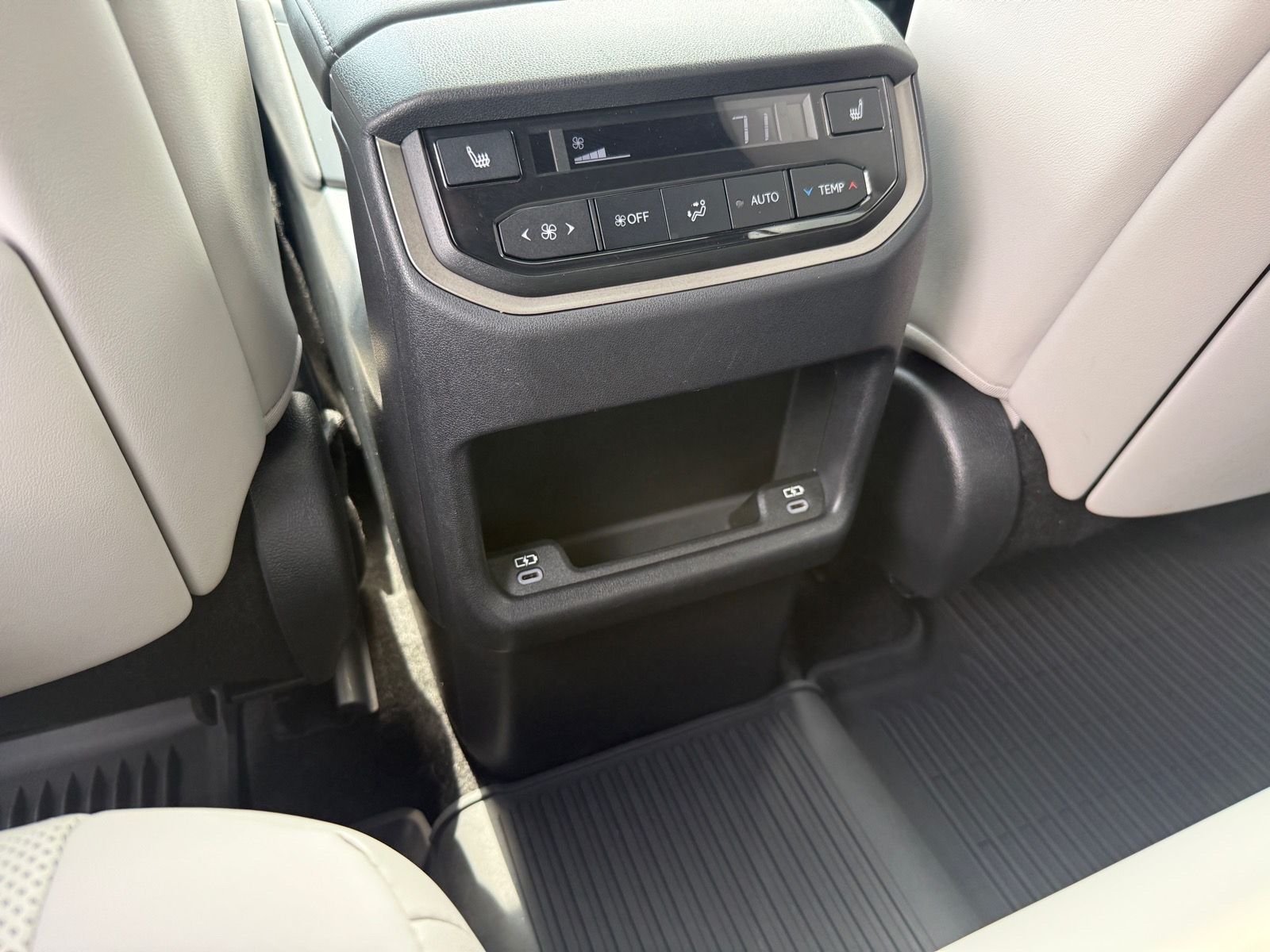 Used 2026 Beige Lexus 350 Luxury image 16