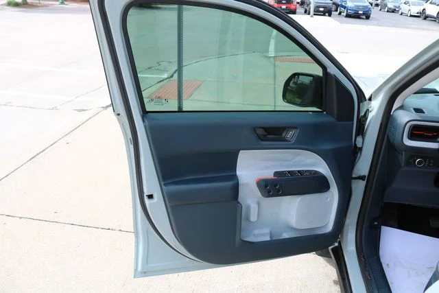 Used 2022 Cactus Green / Gray Ford XLT image 23