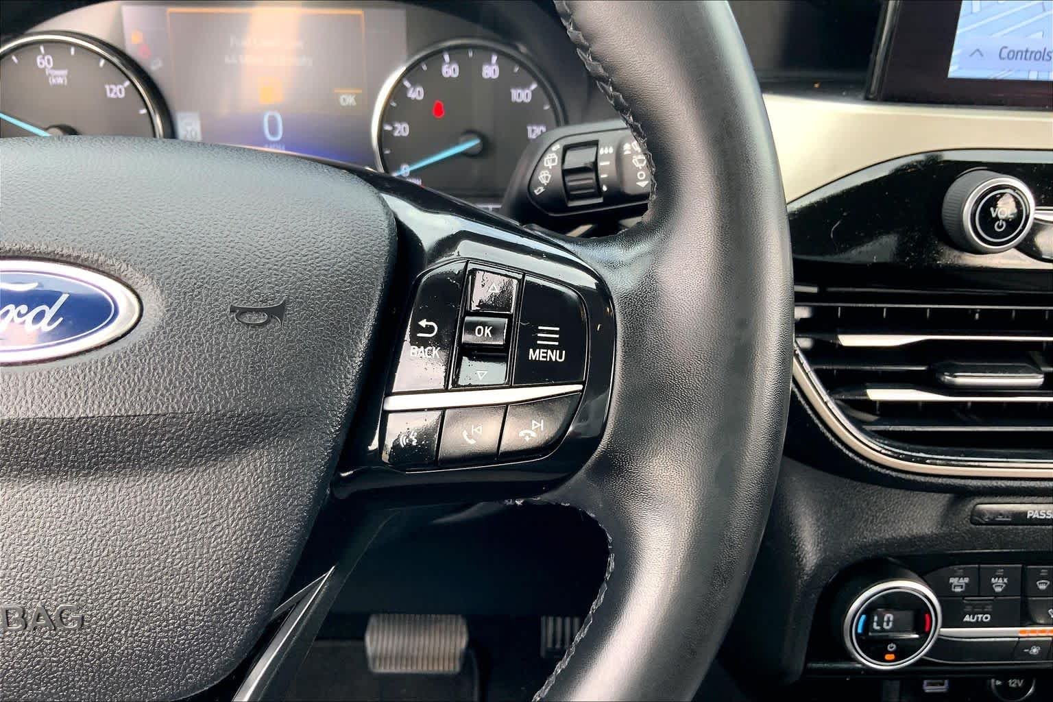 Used 2021 Agate Black Ford SE Hybrid image 24