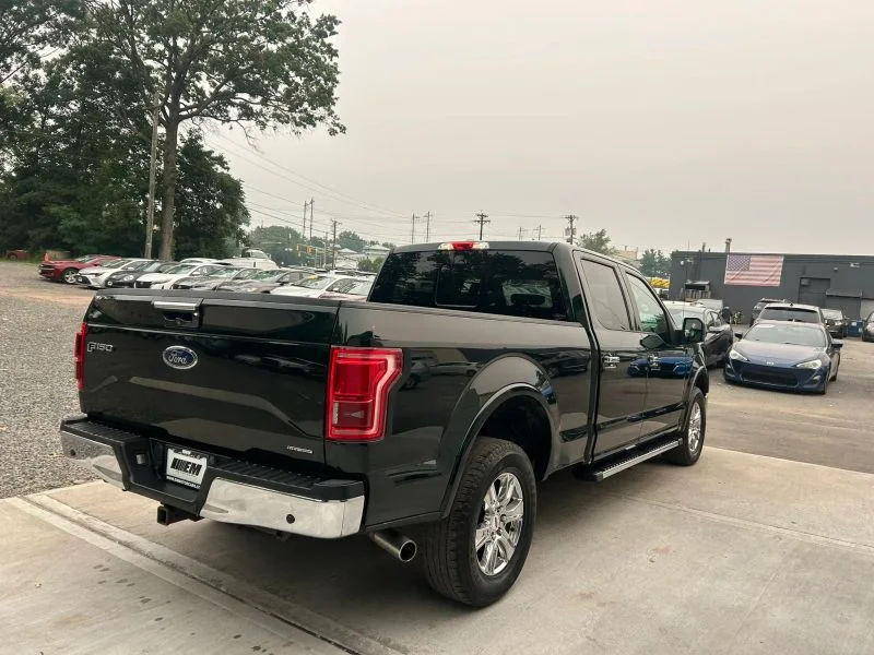 Used 2016 Green Ford Lariat Pickup 4D 6 1/2 ft image 28