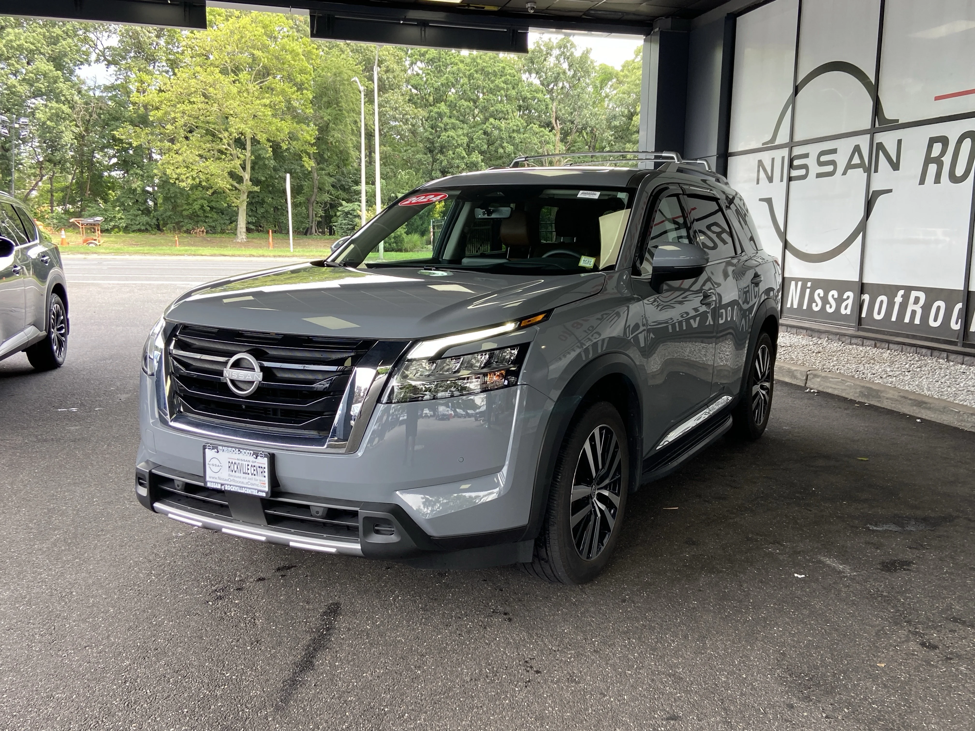 2024 Nissan Pathfinder Platinum - Photo 8