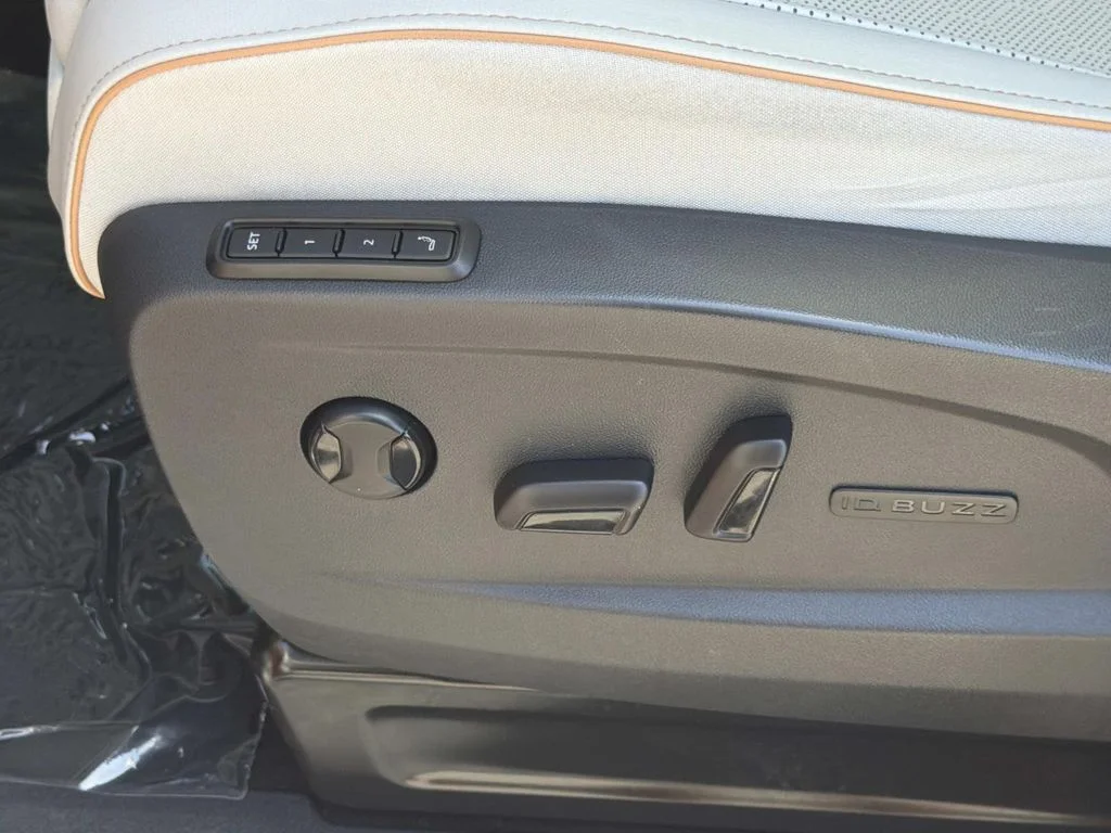 Used 2025 Energetic Orange Volkswagen 1st Edition image 25