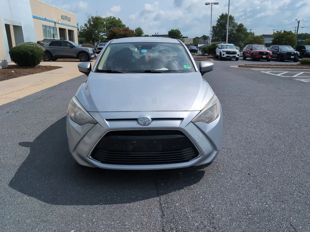 Used 2017 Silver Toyota Base image 2