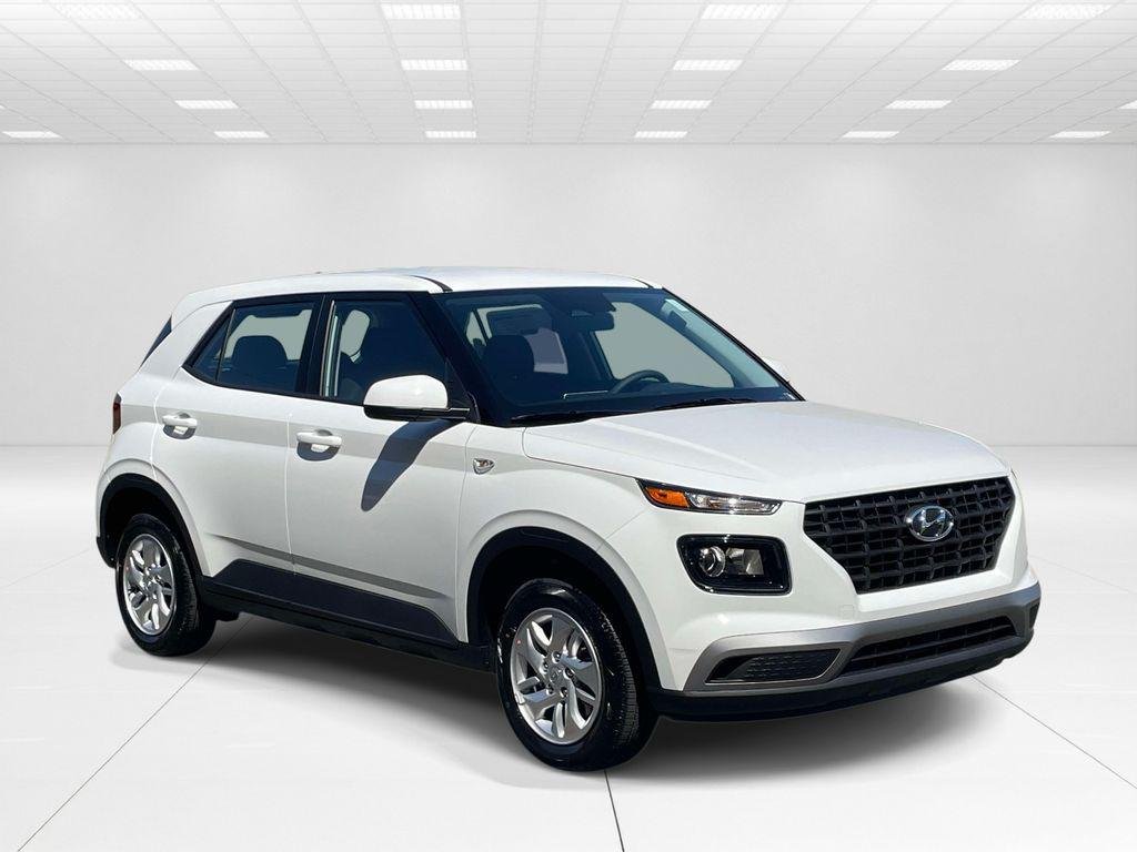 New 2026 White Hyundai SE image 1