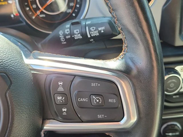 Used 2022 Silver Jeep Unlimited Sahara High Altitude image 17