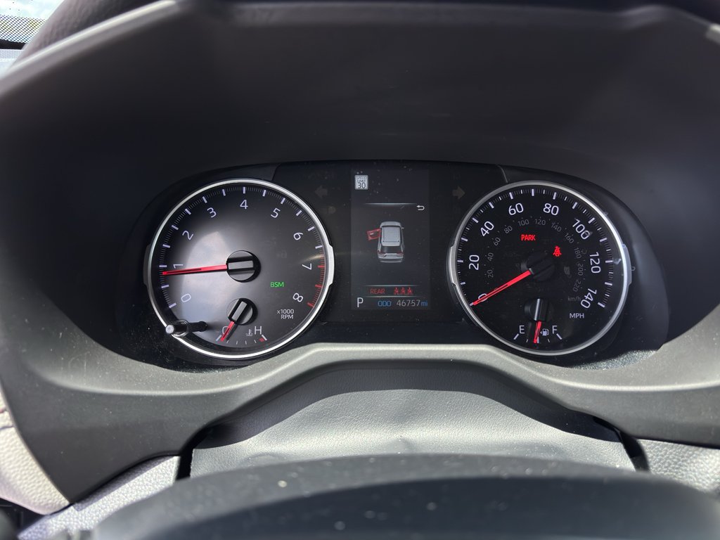 Used 2022 Silver Sky Metallic Toyota XLE image 8