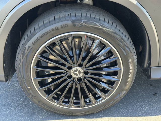 New 2026 MANUFAKTUR Graphite Grey Magno Mercedes-Benz GLC 300 image 8