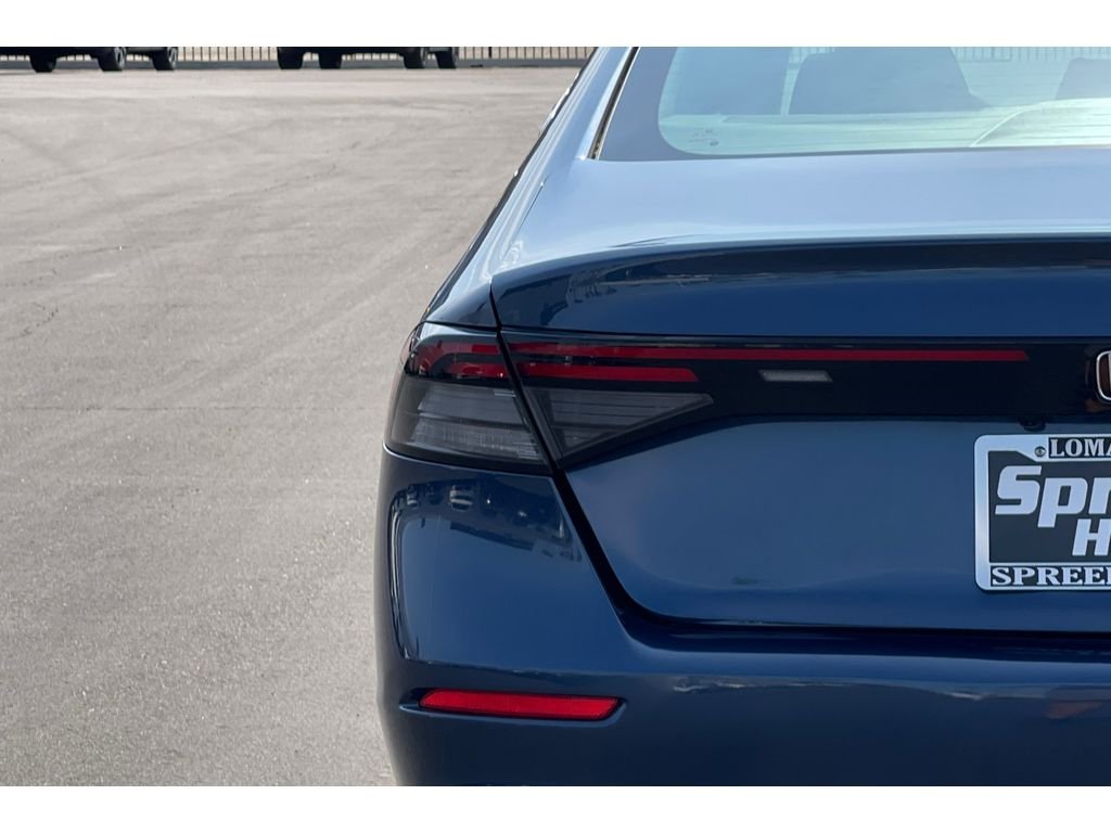 Used 2024 Canyon River Blue Metallic Honda EX image 14