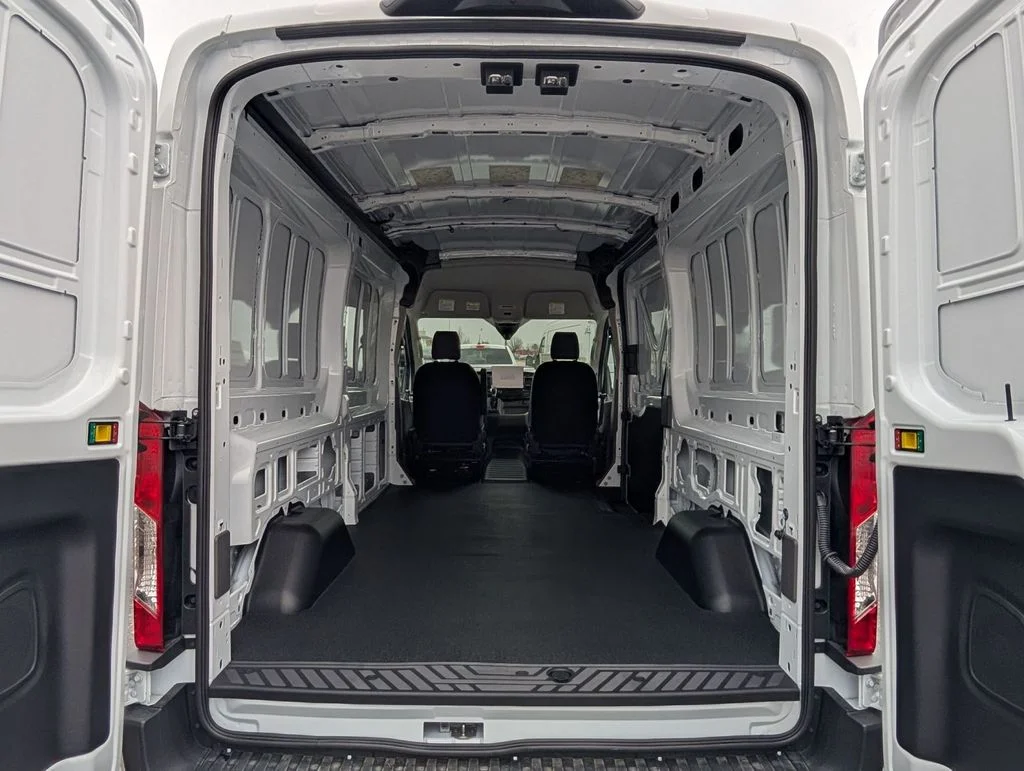 New 2026 Oxford White Ford Cargo Van image 21