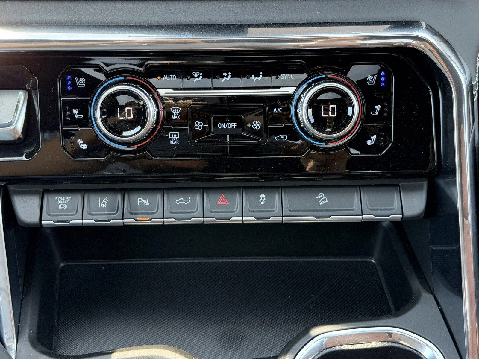 New 2026 Sterling Metallic GMC Denali Ultimate image 21
