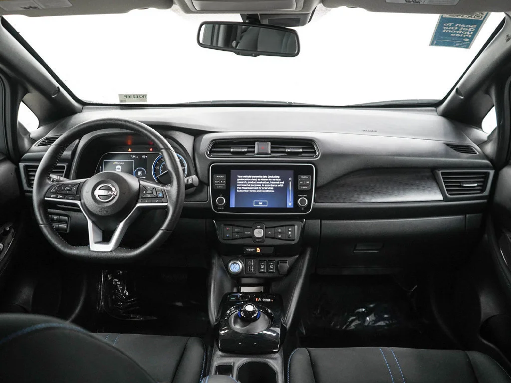 Used 2024 Gun Metallic Nissan SV Plus image 14