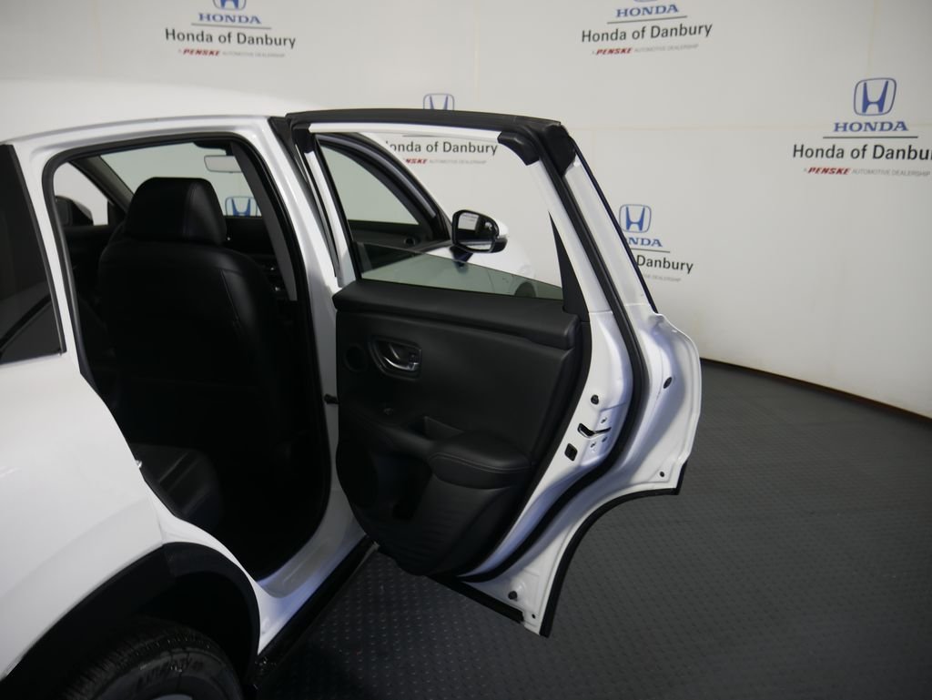 New 2027 Platinum White Pearl Honda EX-L image 6