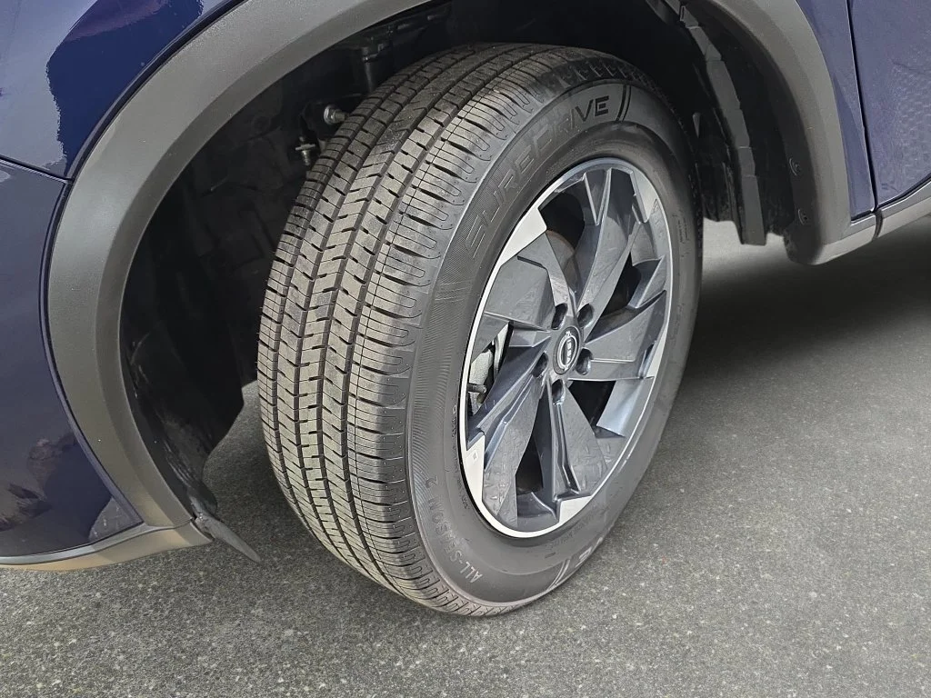 Used 2026 Blue Nissan SV image 29