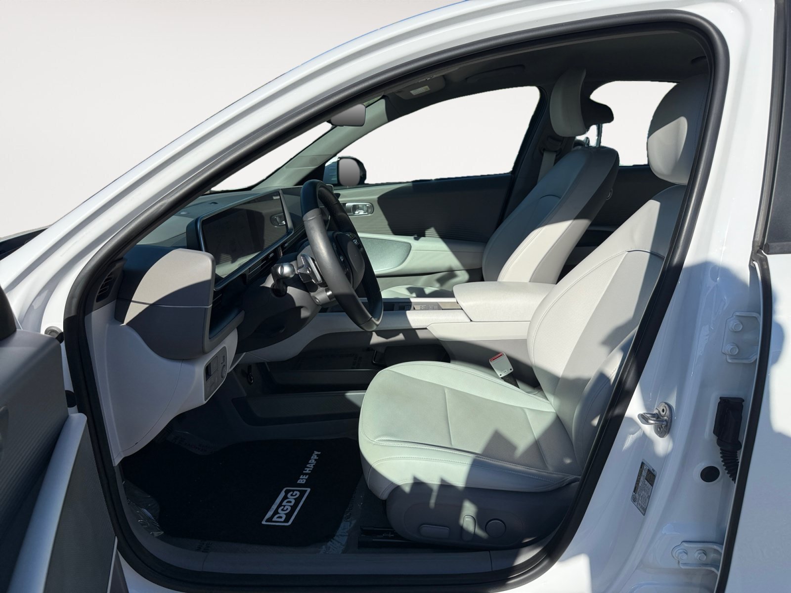 Certified Used 2025 Serenity White Hyundai SEL image 10