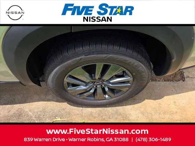 Used 2024 Silver Nissan S image 10
