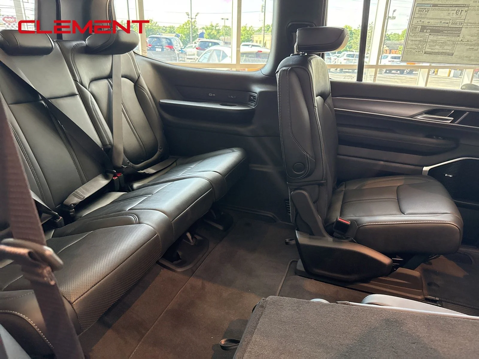 New 2026 Bright White Clear-Coat Exterior Paint Jeep Limited Altitude image 16
