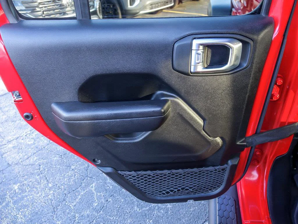 Used 2022 Firecracker Red Clearcoat Jeep Unlimited Sport S image 23