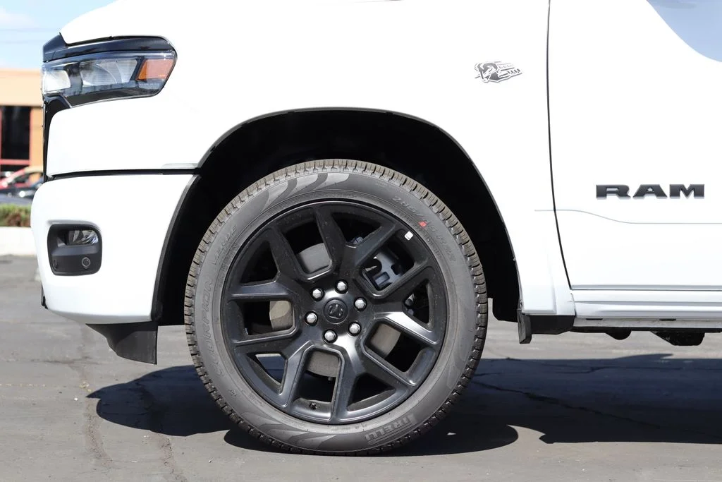 New 2026 Bright White Clear-Coat Exterior Paint RAM Laramie image 10
