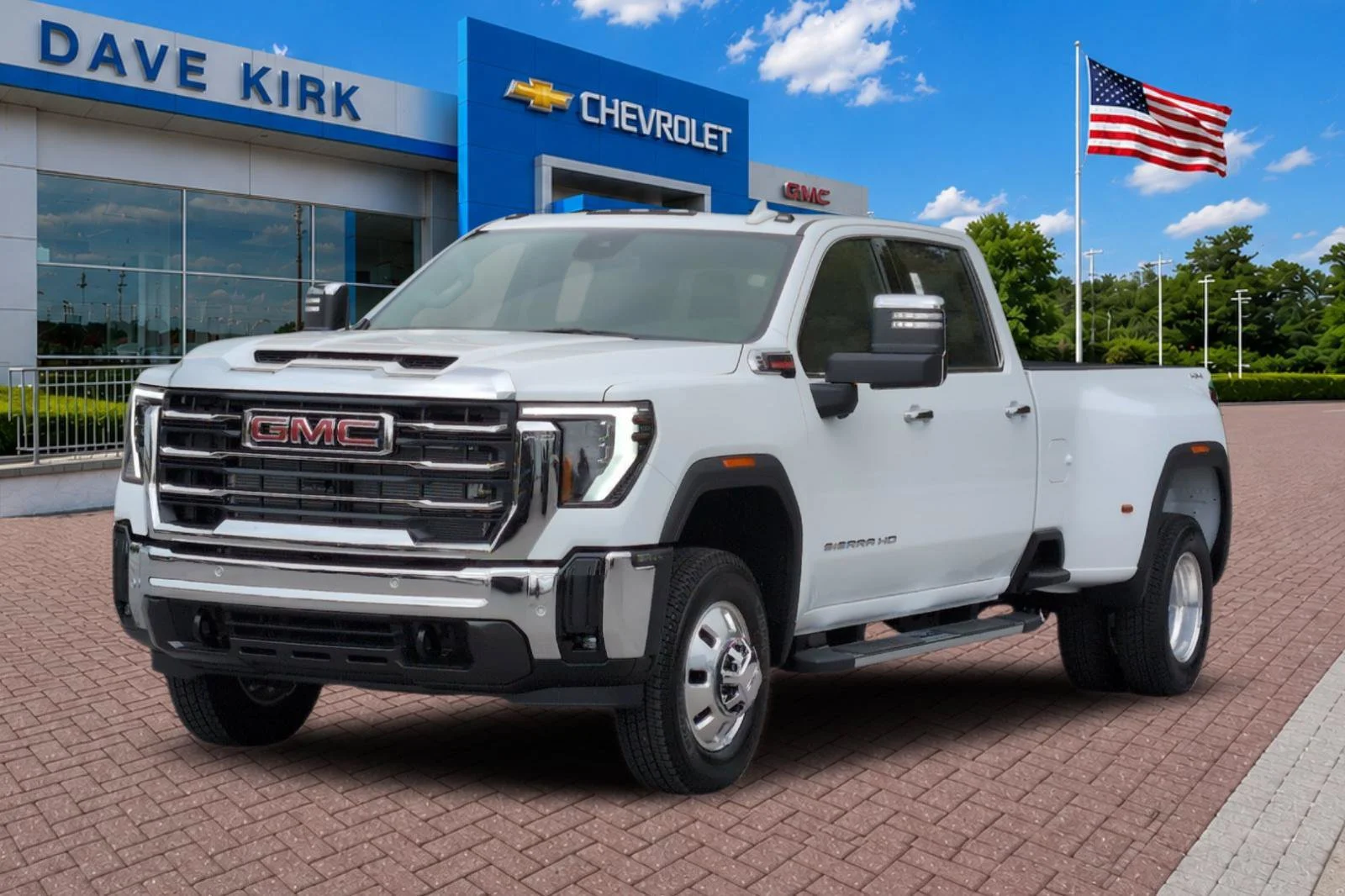 New 2026 Summit White GMC SLT DRW image 7