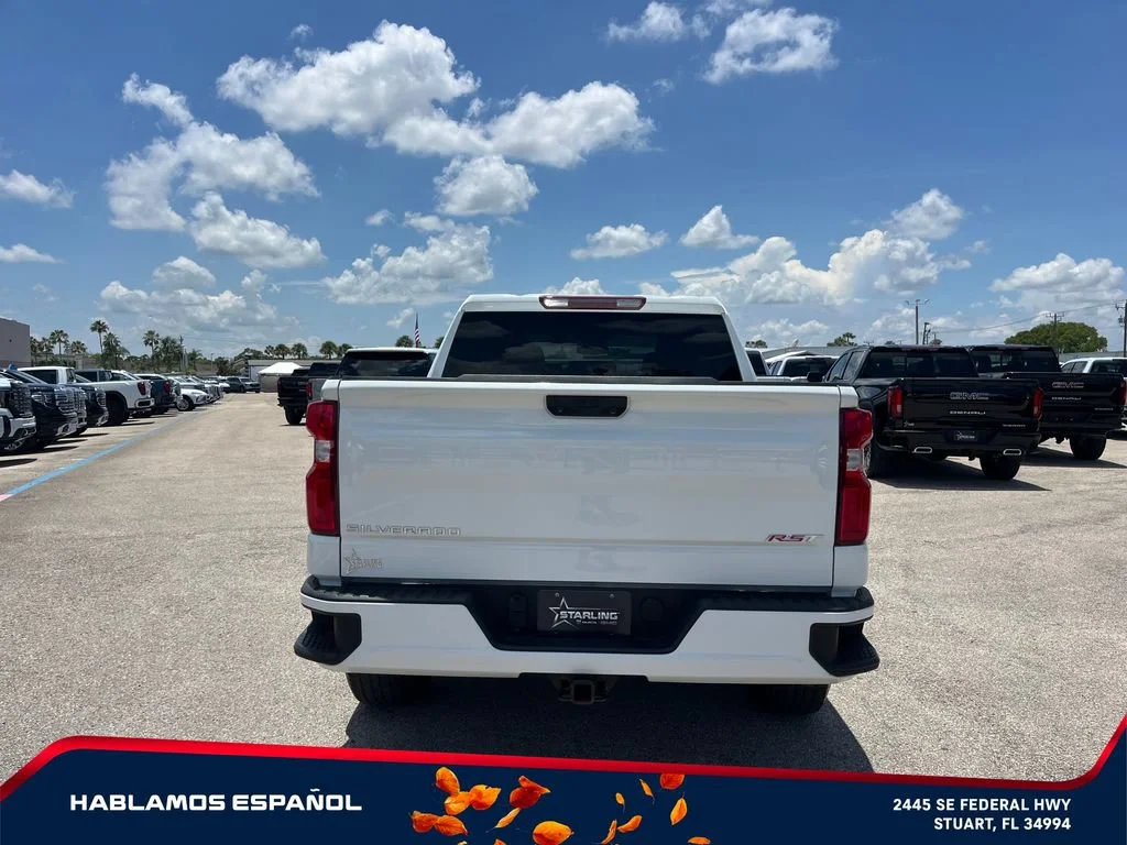 Used 2024 Summit White Chevrolet RST image 6