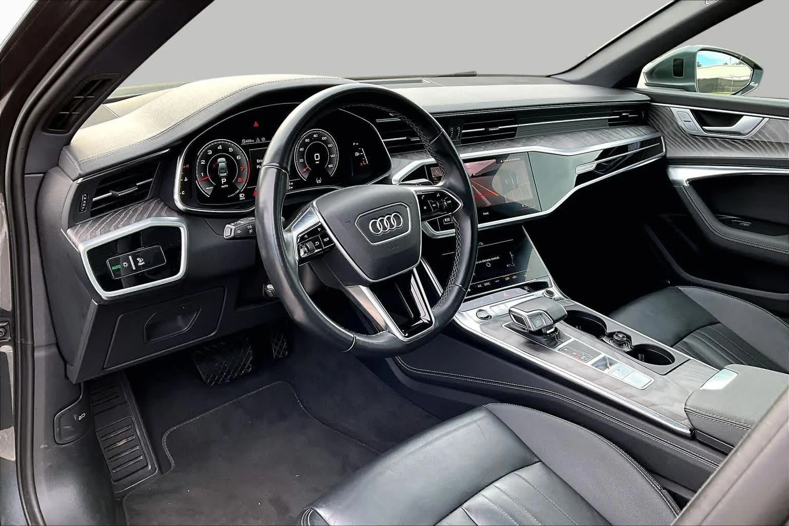 Used 2024 Daytona Gray Pearl Effect Audi Premium Plus image 18
