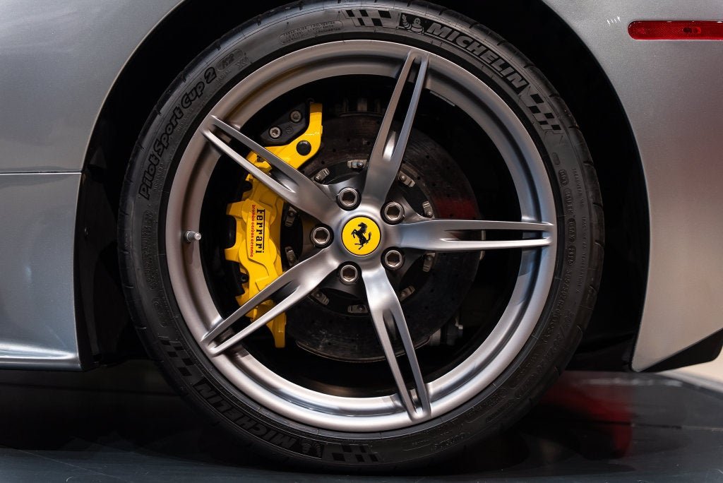 Used 2015 Grigio Titanio Metall Ferrari Speciale image 14