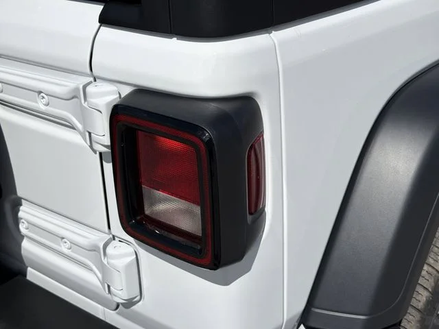 New 2026 Bright White Clear-Coat Exterior Paint Jeep Sport S image 9