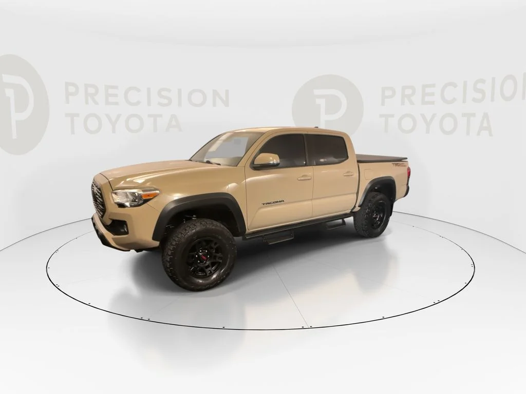 Used 2018 Quicksand Toyota TRD Off-Road image 9