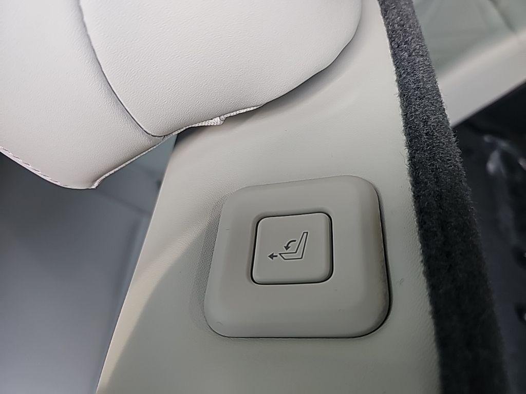 New 2026 Red Hyundai SEL AWD image 30