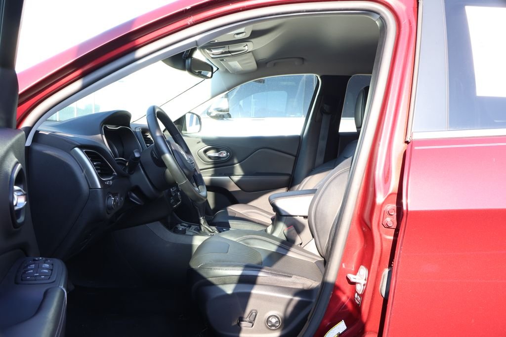 2021 Jeep Cherokee Latitude Lux - Photo 9