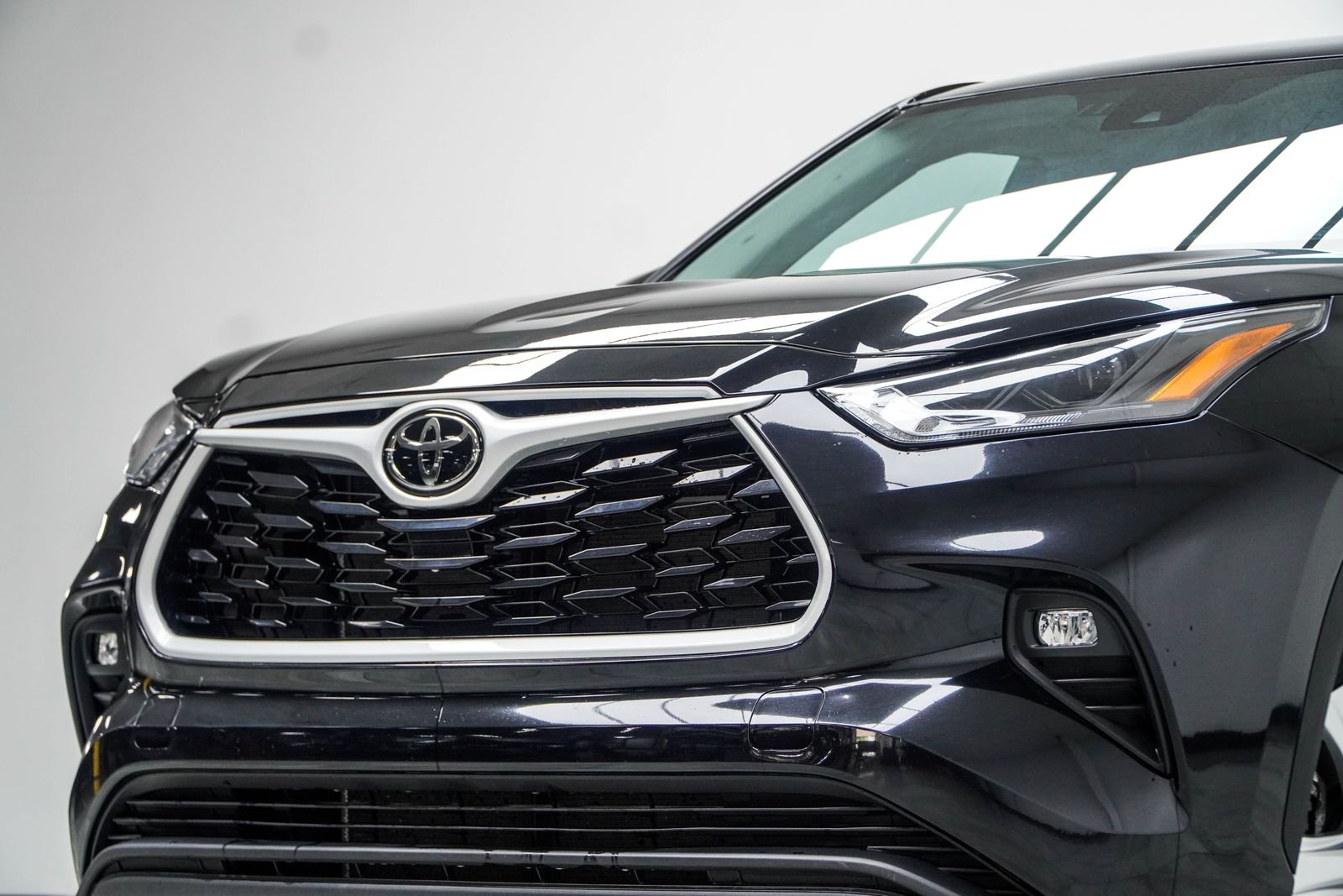 Used 2025 Black Toyota LE image 2