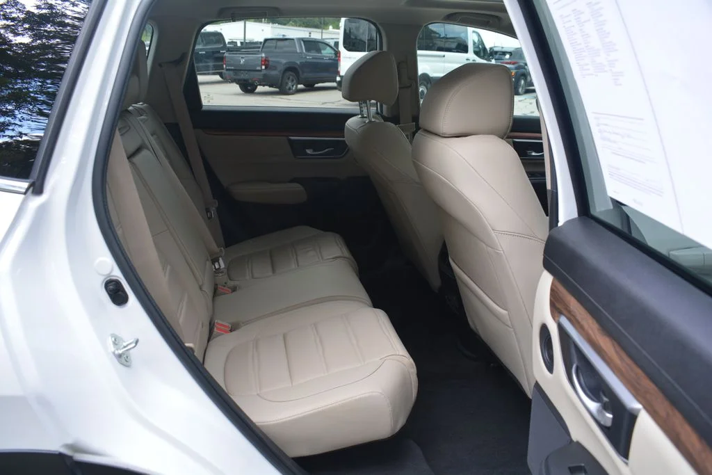 Used 2022  Honda EX-L image 24