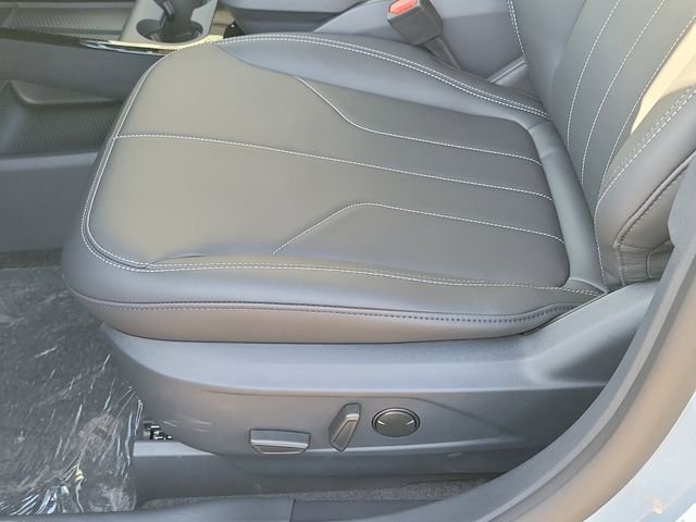 New 2026 Glacier Gray Metallic Tri-coat Ford Select image 14