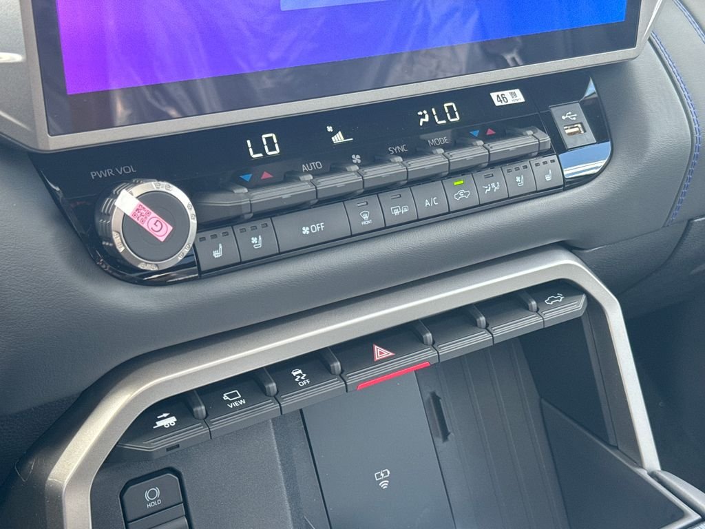 2026 Toyota Tundra Platinum - Photo 27