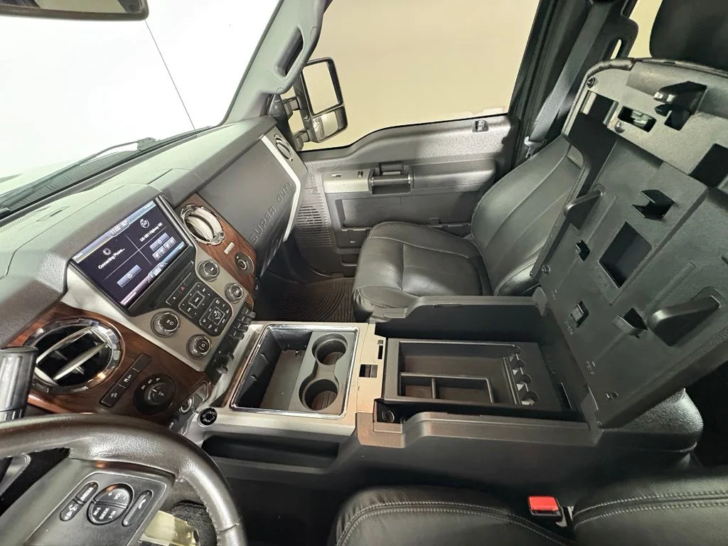 Used 2016 Gray Ford Lariat image 25