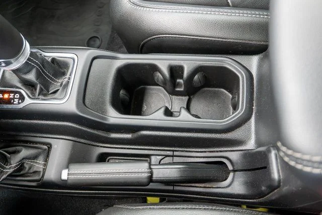 Used 2023 High Velocity Clearcoat Jeep Sahara 4xe image 31