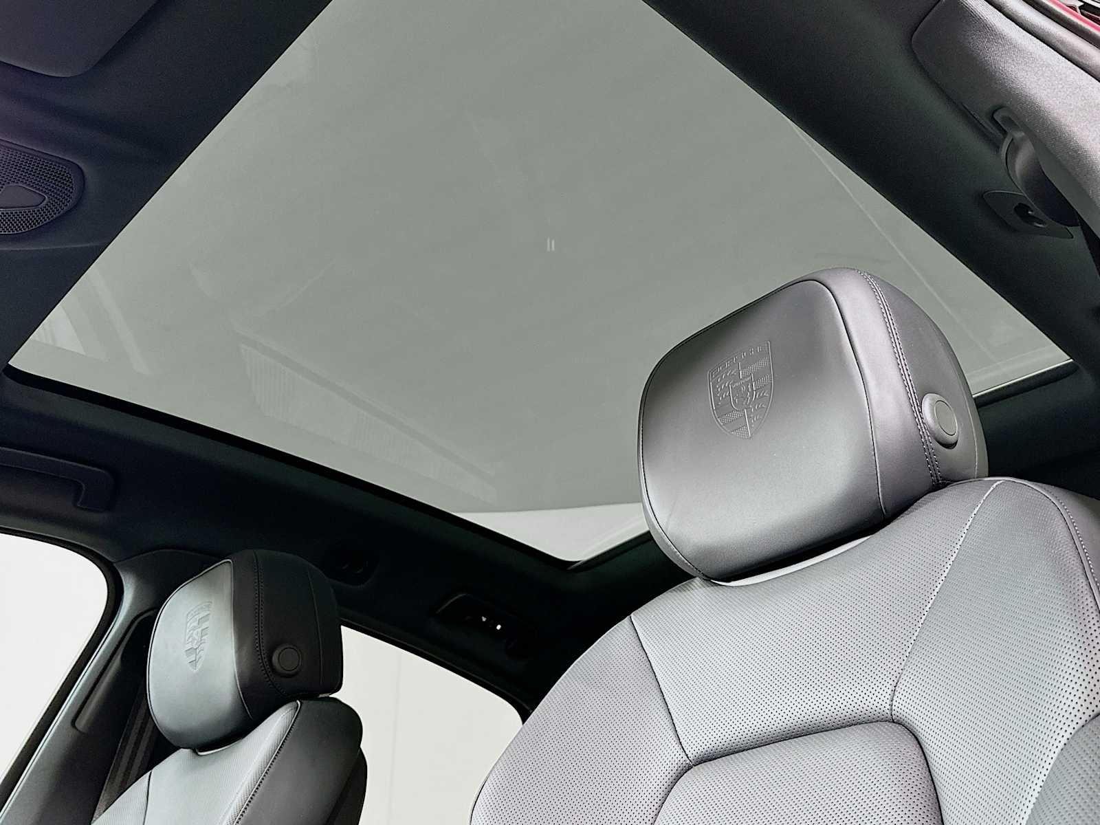 2026 Porsche Cayenne Coup E-Hybrid - Photo 22